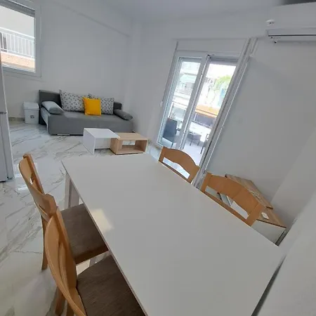 Pi Luxury Apartment Nea Kallikrateia